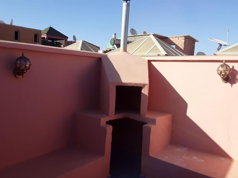 Un Riad Pour Se Divertir En Famille & Se Detendre Марракеш Экстерьер фото